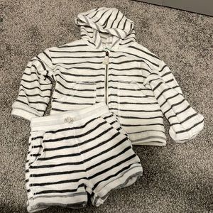 Matching Art Class set zip hoodie and shorts. Size 2T
